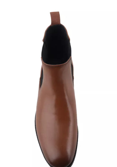Pure brown leather shoe